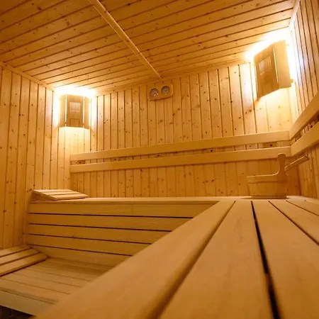 Parklands & Pool 4* Bansko