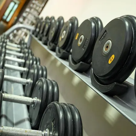 Parklands & Pool Hotell 4*