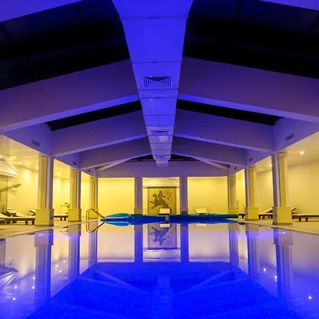 Parklands & Pool Hotell Bansko