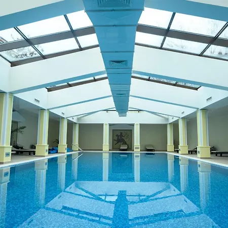 Parklands & Pool 4* バンスコ