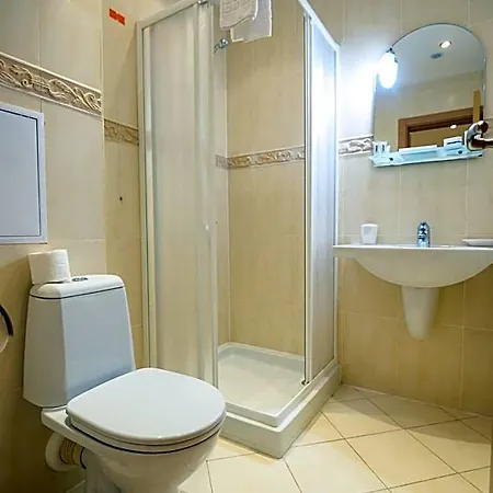 Parklands & Pool 4*