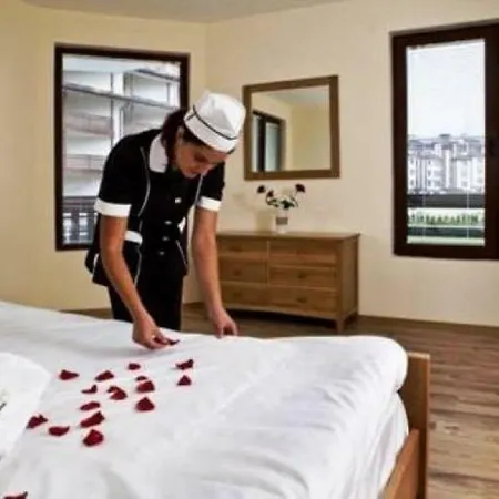 Parklands & Pool 호텔 4*
