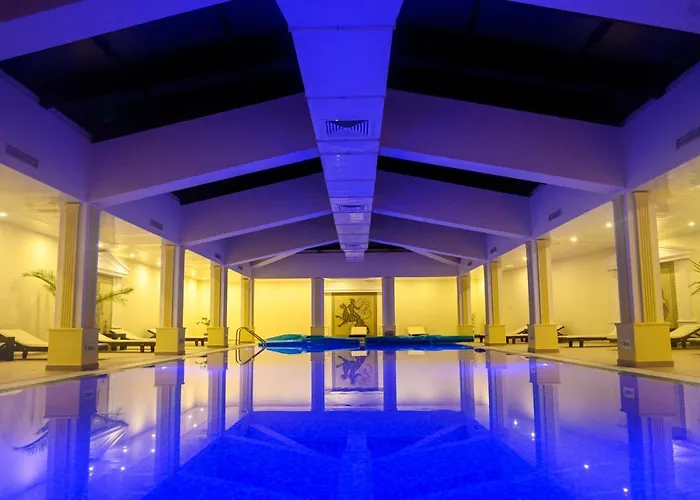 Parklands & Pool Szálloda Banszko