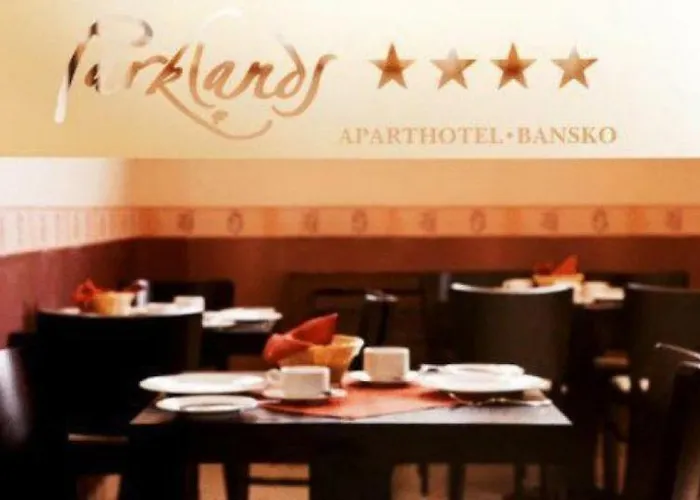 Parklands & Pool Banszko